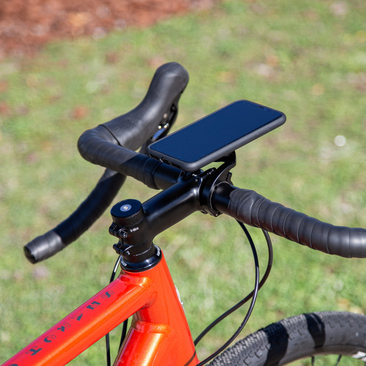 Bike handlebar holder clearance